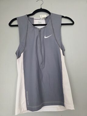 Nike Sleeveless Zip Front Triathlon Top - Grey & White